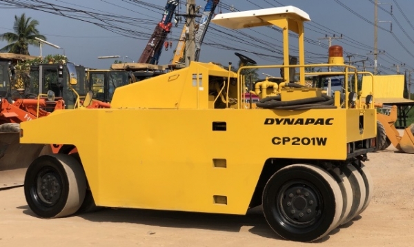 ขายรถบด 7 ล้อ DYNAPAC CP201W นำเข้าเองจากญี่ปุ่น สภาพสวยพร้อมใช้ มีVDOการทำงานครับ