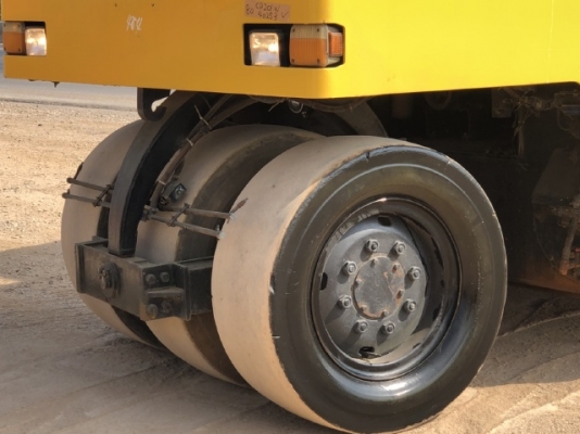 ขายรถบด 7 ล้อ DYNAPAC CP201W นำเข้าเองจากญี่ปุ่น สภาพสวยพร้อมใช้ มีVDOการทำงานครับ