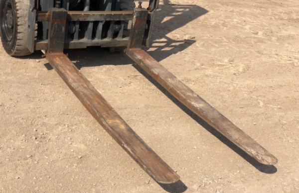 ขายรถยกดีเซล NISSAN 2.5 ตัน ปี 2013 นำเข้าเองจากญี่ปุ่น สภาพสวยพร้อมใช้ มีVDOการทำงานครับ