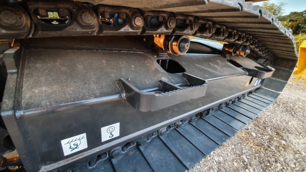 ขายรถขุดมือสอง KOMATSU PC200-8M0 ใช้งาน 4 พันชั่วโมง (ระยะประกัน PM ถึง 7 พันชั่วโมง)