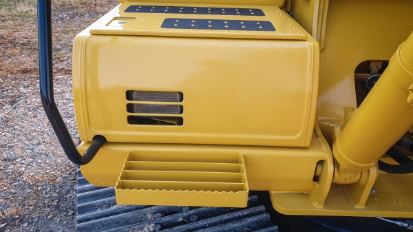 ขายรถขุดมือสอง KOMATSU PC200-8M0 ใช้งาน 4 พันชั่วโมง (ระยะประกัน PM ถึง 7 พันชั่วโมง)