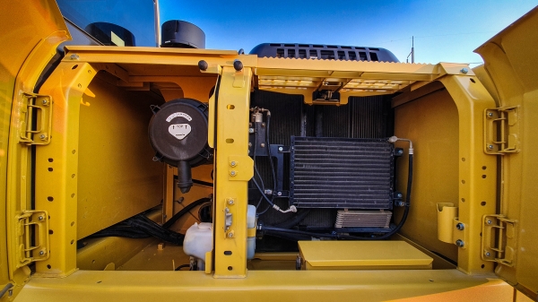 ขายรถขุดมือสอง KOMATSU PC200-8M0 ใช้งาน 4 พันชั่วโมง (ระยะประกัน PM ถึง 7 พันชั่วโมง)