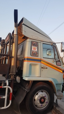 ขาย 6ล้อ หัวลาก ISUZU ROCKY 195 แรงม้า