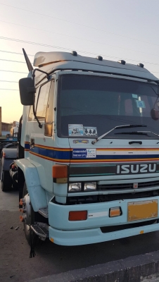 ขาย 6ล้อ หัวลาก ISUZU ROCKY 195 แรงม้า
