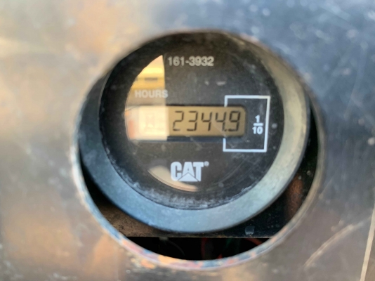 CAT 303SR ตู้เก๋ง รถนำเข้าตรงจากญี่ปุ่น ราคาไม่แพงครับ