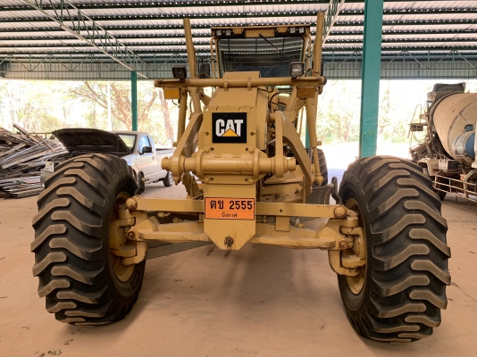 รถเกรด CAT 140H หนัก 14.7 ตัน เครื่อง 10.3 ลิตร 6สูบ 185แรงม้า ที่2000รอบ/นาที