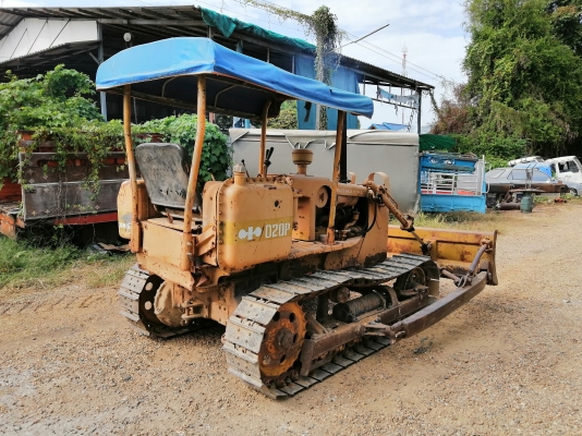 แทรกเตอร์ komatsu d20p-3  เครื่องแน่น แทรคดี รถพร้อมใช้งานบ้าน นิวัฒน์ยนต์086-3764064/085-5085008