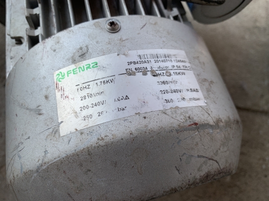 ขายริงโบวเวอร์ดูด-เป่าอากาศ FENRZ 2.3HP. 220V ไฟบ้าน(หายาก) สภาพสวย หมุนนิ่ม ขนาดท่อ 1.5นิ้ว พร้อมใช้งาน มี 4ตัวครับ ราคาตัวละ 4,800 บาท