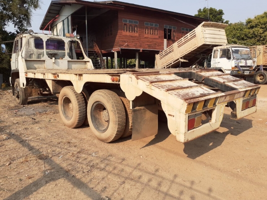 รถสิบล้อเทลเล่อร์ ISUZU 240 บรรทุกรถแบคโฮ 200 รถสิบล้อเทลเล่อร์ ISUZU 240 บรรทุกรถแบคโฮ 200