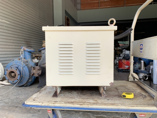 ขายหม้อแปลงไฟฟ้าคุมเครื่องจักร เข้า 380V ออก 200V ขนาด 20KVA ตัวใหญ่ มีจุดแยกต่อ 2สาย 110V ได้ครับ สภาพสวย พร้อมใช้งาน