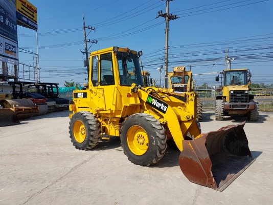 ขายรถตักล้อยาง ยี่ห้อ CATERPILLAR 910E บุ๋งกี๋1.3 คิว นำเข้าจากอเมริกาแท้ ไม่เคยใช้งานในไทย