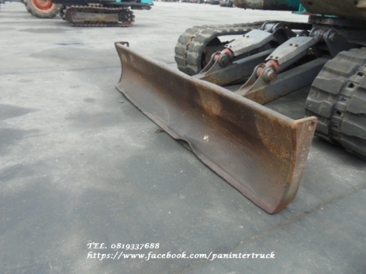 BIG SALE !!FROM JAPAN รถขุด KOBELCO SK60-2 (มาร์คไฟท์) คอนโทรลน้ำมัน ,ปั๊มนิ้ว, ใบมีดดัน ,มีเก๋ง , มีเอกสารแจ้งจำหน่าย