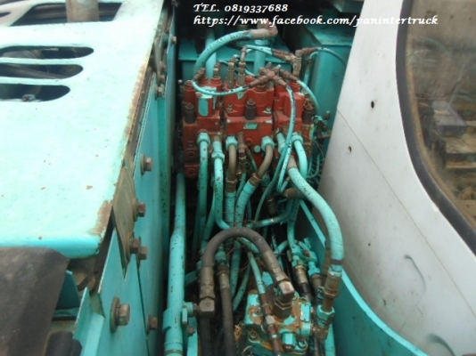 BIG SALE !!FROM JAPAN รถขุด KOBELCO SK60-2 (มาร์คไฟท์) คอนโทรลน้ำมัน ,ปั๊มนิ้ว, ใบมีดดัน ,มีเก๋ง , มีเอกสารแจ้งจำหน่าย