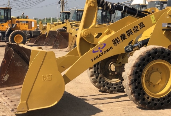 ขายรถตักล้อยาง CAT 910K ปี 2015 แขนยาวพิเศษ นำเข้าเองจากญี่ปุ่น สภาพสวยพร้อมใช้งาน มีVDOการทำงานครับ