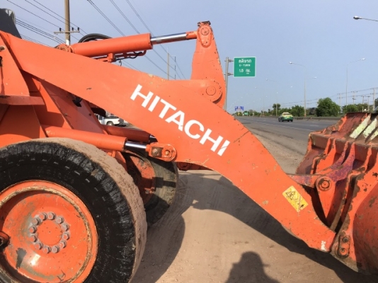 ขายรถตักล้อยาง HITACHI ZW100 ปี 2012 แขนยาวพิเศษ นำเข้าเองจากญี่ปุ่น สภาพสวยพร้อมใช้งาน มีVDOการทำงานครับ