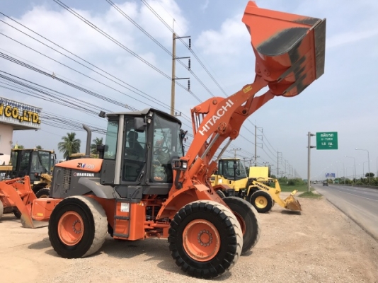 ขายรถตักล้อยาง HITACHI ZW140 (เท่าเทียบ WA200-6) ปี 2013 นำเข้าจากญี่ปุ่น สภาพสวยพร้อมใช้ มีVDOการทำงานครับ