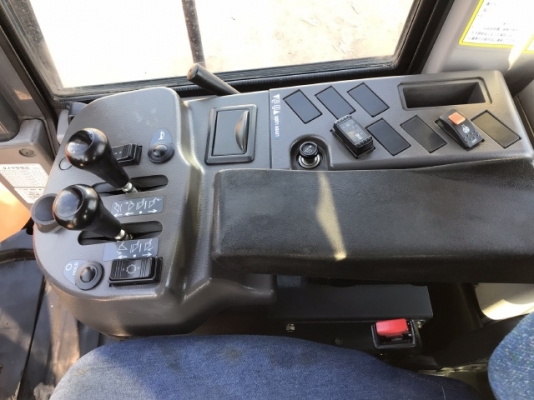 ขายรถตักล้อยาง HITACHI ZW180 ปี 2013 แขนยาวพิเศษ นำเข้าจากญี่ปุ่น สภาพสวยพร้อมใช้