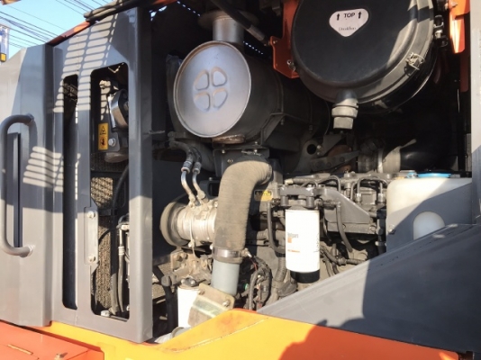 ขายรถตักล้อยาง HITACHI ZW180 ปี 2013 แขนยาวพิเศษ นำเข้าจากญี่ปุ่น สภาพสวยพร้อมใช้