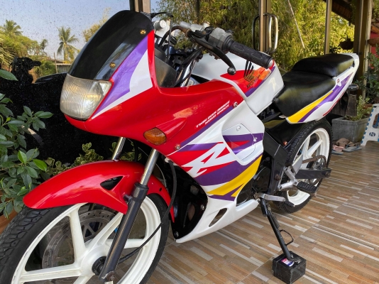 ขาย LS125 สภาพเดิมๆสวยๆ พร้อมใช้ทะเบียนพร้อมโอน ภาษี 60 ขายถูกๆ