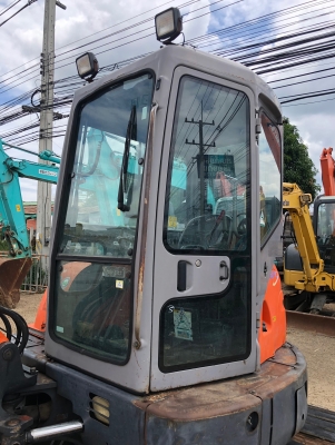 ขายแบคโฮ Hitachi ZX40U ตู้เก๋ง นำเข้าเองจากญี่ปุ่น โทร 081-8581834 แบงค์