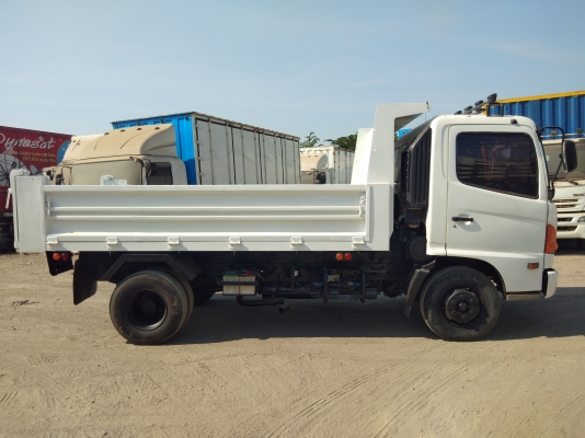 HINO FC9J175 ปี56 6ล้อดั้มพ์ 4Qช่วงกระบะยาว 4.3 ม.