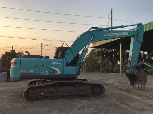 ขายKOBELCO SK200-8 Super-XM 10000 ชั่วโมง  สภาพสวยเดิมๆทั้งคัน สนใจติดต่อโดยตรง 081-4283210