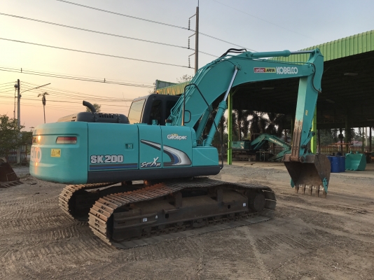 ขายKOBELCO SK200-8 Super-XM 10000 ชั่วโมง  สภาพสวยเดิมๆทั้งคัน สนใจติดต่อโดยตรง 081-4283210