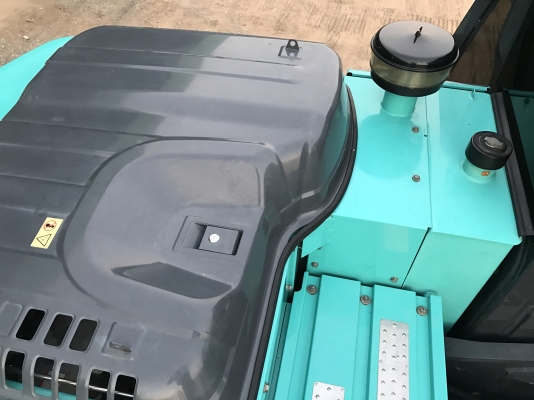 KOBELCO SK200-10สวยเดิมทั้งคัน 4000 ชั่วโมง (ฟรี PM7000) สนใจติดต่อ 081-4283210 KOBELCO SK200-10สวยเดิมทั้งคัน 4000 ชั่วโมง (ฟรี PM7000) สนใจติดต่อ 081-4283210