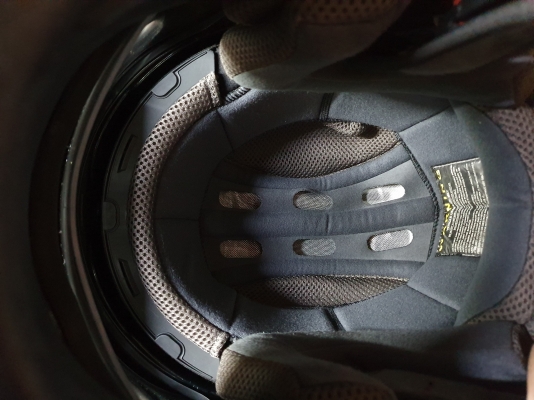 หมวกกันน็อกพรีเดเตอร์