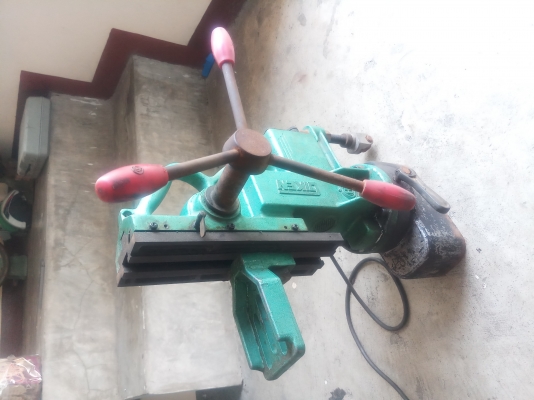 ฐานสว่านแม่เหล็ก GIKEN