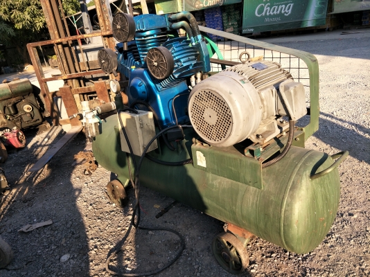 ขายปั้มลม ฟูเช็ง FUSHENG 20 HP FUSHENG 20 แรง 3เฟต 3 สาย เก่าเก็บ พร้อมใช้งาน อุปกรณ์ครบชุดสวยๆ ขายถูกมาก ด่วนๆT.081-4826961 ขายปั้มลม ฟูเช็ง 20 HP FUSHENG Air Compressor Model SA-15A (เมมเบอร์นี้ไลน์ขึ้นเลย "ไม่ค่อยได้ใช้ ยังมีประโยชน์ จึงอยากขาย&qu