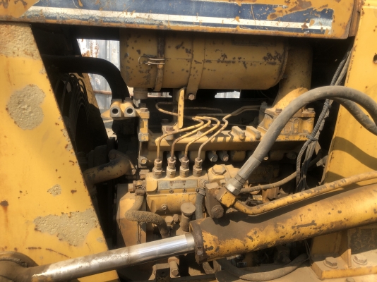 ขาย 175,000บาท KOMATSU D 20-6 เครื่องดี เกียร์แรง ปั๊มยกแรง โซ่น่า ระบบเลี้ยวดี รถพร้อมใช้   เอกสารสัญญาซื้อขาย รถอยู่ มีนบุรี 092-595-6777 061-446-2662 ญิ๋งยุ