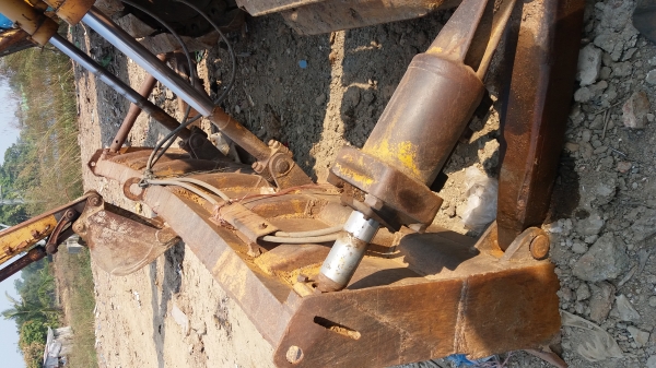 ขาย 275,000 รถแทร็กเตอร์ CAT D5D ฮ๊าฟยาวตีนเป็ด เครื่องดี เกียร์ตัดแรง ระบบเฟืองขับฮ๊าฟสมบูรณ์ เลี้ยวดี รถสวยพร้อมใช้งาน รถอยู่ มีนบุรี 090-772-3710 090-772-3708 ขาย 275,000 รถแทร็กเตอร์ CAT D5D ฮ๊าฟยาวตีนเป็ด เครื่องดี เกียร์ตัดแรง ระบบเฟืองขับฮ๊าฟสมบูรณ์ เลี้ยวดี รถสวยพร้อมใช้งาน รถอยู่ มีนบุรี 090-772-3710 090-772-3708