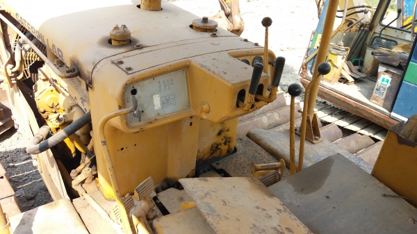 ขาย 275,000 รถแทร็กเตอร์ CAT D5D ฮ๊าฟยาวตีนเป็ด เครื่องดี เกียร์ตัดแรง ระบบเฟืองขับฮ๊าฟสมบูรณ์ เลี้ยวดี รถสวยพร้อมใช้งาน รถอยู่ มีนบุรี 090-772-3710 090-772-3708 ขาย 275,000 รถแทร็กเตอร์ CAT D5D ฮ๊าฟยาวตีนเป็ด เครื่องดี เกียร์ตัดแรง ระบบเฟืองขับฮ๊าฟสมบูรณ์ เลี้ยวดี รถสวยพร้อมใช้งาน รถอยู่ มีนบุรี 090-772-3710 090-772-3708