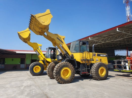 ขายรถตักKOMATSUรุ่นWA380-3นำเข้าญี่ปุ่นไม่เคยใช้งานในไทย เอวอ่อน  เครื่องโคมัสสุ6สูบ สภาพดีพร้อมใช้งาน 081-8302909 จิรโรจน์ Line  : jiraroj2909