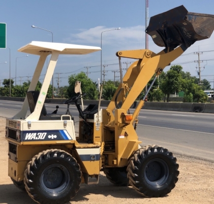 ขายรถตักล้อยาง KOMATSU WA30-2 (4XX ชั่วโมง) นำเข้าเองจากญี่ปุ่น สภาพสวยพร้อมใช้งาน มีVDOการทำงานครับ