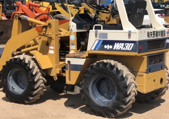 ขายรถตักล้อยาง KOMATSU WA30-2 (4XX ชั่วโมง) นำเข้าเองจากญี่ปุ่น สภาพสวยพร้อมใช้งาน มีVDOการทำงานครับ