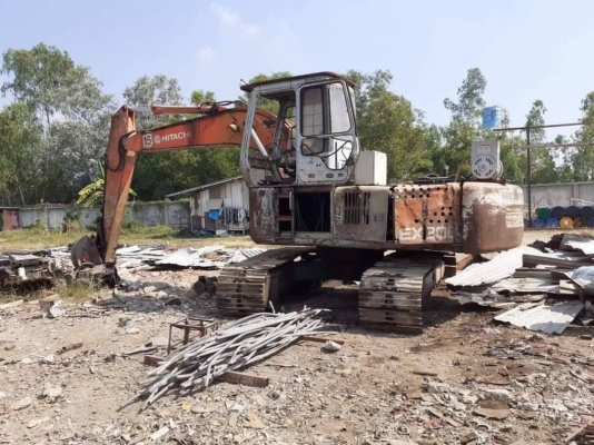 ขาย 495,000 HITACHI EX 200-2 รถแบคโฮติดแม่เหล็กดูดเหล็ก เครื่องดี ปั้มแรง เอวแน่น แม่เหล็กดูดแรง ช่วงล่างเต็ม รถพร้อมใช้งาน เอกสารซื้อขาย รถอยู่ กทม. 090-772-3710 090-772-3708