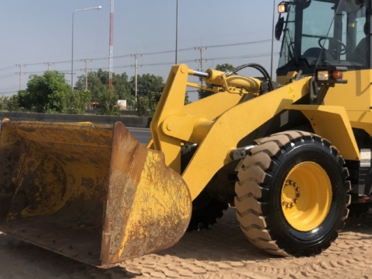 ขายรถตักล้อยาง KOMATSU WA200-6 ปี 2010 รถนอกนำเข้าจากญี่ปุ่น สภาพสวยพร้อมใช้ มีVDOการทำงานครับ