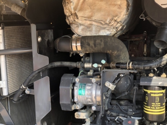 ขายรถตักล้อยาง KOMATSU WA200-6 ปี 2010 รถนอกนำเข้าจากญี่ปุ่น สภาพสวยพร้อมใช้ มีVDOการทำงานครับ