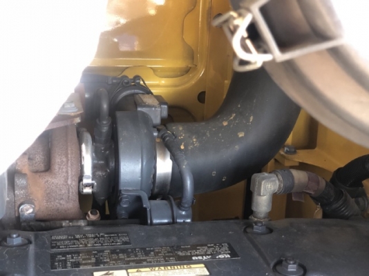 ขายรถตักล้อยาง KOMATSU WA200-6 ปี 2010 รถนอกนำเข้าจากญี่ปุ่น สภาพสวยพร้อมใช้ มีVDOการทำงานครับ