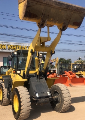 ขายรถตักล้อยาง KOMATSU WA200-6 ปี 2010 รถนอกนำเข้าจากญี่ปุ่น สภาพสวยพร้อมใช้ มีVDOการทำงานครับ