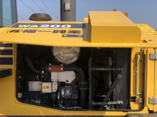 ขายรถตักล้อยาง KOMATSU WA200-6 ปี 2010 รถนอกนำเข้าจากญี่ปุ่น สภาพสวยพร้อมใช้ มีVDOการทำงานครับ