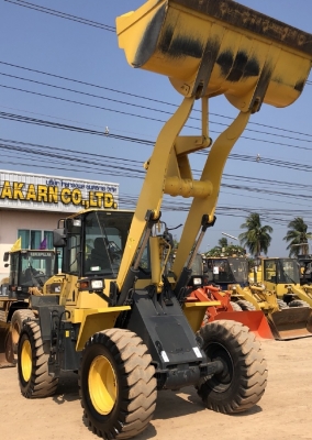 ขายรถตักล้อยาง KOMATSU WA200-6 ปี 2010 รถนอกนำเข้าจากญี่ปุ่น สภาพสวยพร้อมใช้ มีVDOการทำงานครับ