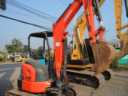 u35-6 kubota รถสวยจัด ชั่วโมงสองพันกว่า ราคา 550,000เท่านั้น สนใจ 081-989-1989  หรั่งครับ