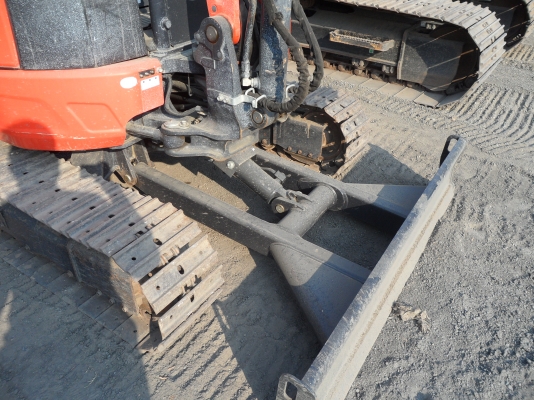 u35-6 kubota รถสวยจัด ชั่วโมงสองพันกว่า ราคา 550,000เท่านั้น สนใจ 081-989-1989  หรั่งครับ