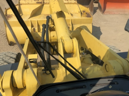 ขายรถตักล้อยาง KOMATSU WA350-3 นำเข้าเองจากญี่ปุ่น สภาพสวยพร้อมใช้งาน มีVDOการทำงานครับ