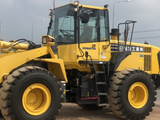 ขายรถตักล้อยาง KOMATSU WA380-6 ปี 2013 นำเข้าเองจากญี่ปุ่น สภาพสวยพร้อมใช้งาน มีVDOการทำงานครับ ขายรถตักล้อยาง KOMATSU WA380-6 ปี 2013 นำเข้าเองจากญี่ปุ่น สภาพสวยพร้อมใช้งาน มีVDOการทำงานครับ