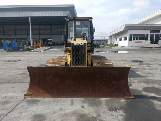 ราคาพิเศษ!! รถแทรกเตอร์ CAT D5C นำเข้าจากญี่ปุ่น ราคาพิเศษ!! รถแทรกเตอร์ CAT D5C นำเข้าจากญี่ปุ่น