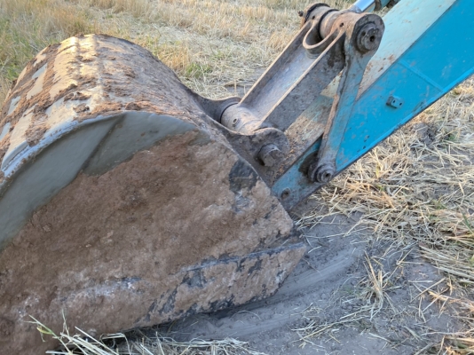 มีVDO KOBELCO SK200-8 SUPER X 13,338ชม.เครื่องดี ปั้มแน่น เอกสารอินวอยราคา 1,800,000คอมนอก15,000